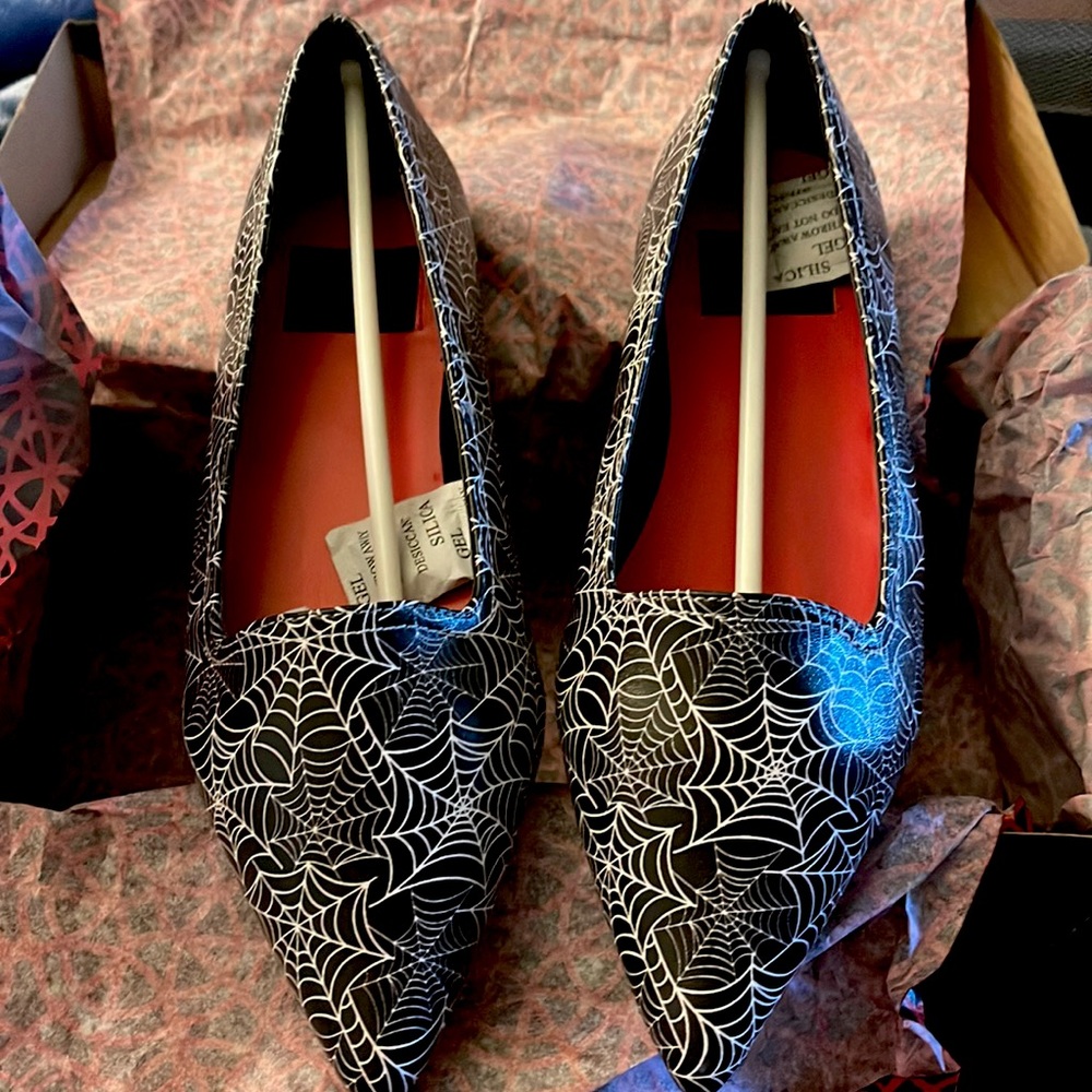 Strangecult Gagger Flats 🕸️🕷️